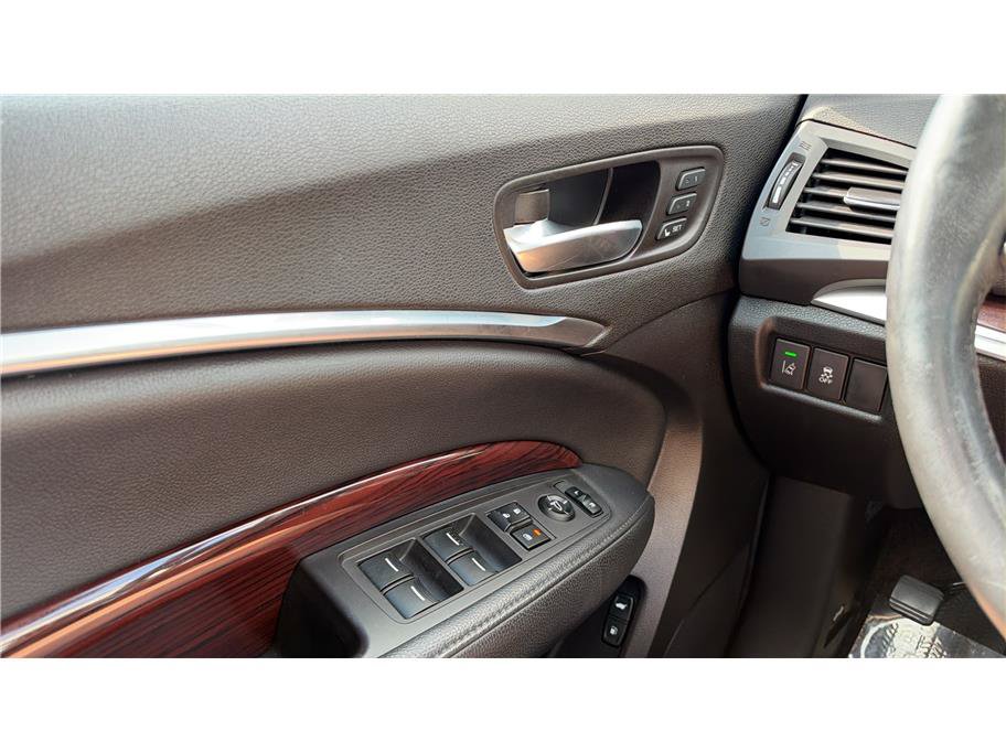 Used 2016 Acura MDX w/ Technology Package FWD image 40