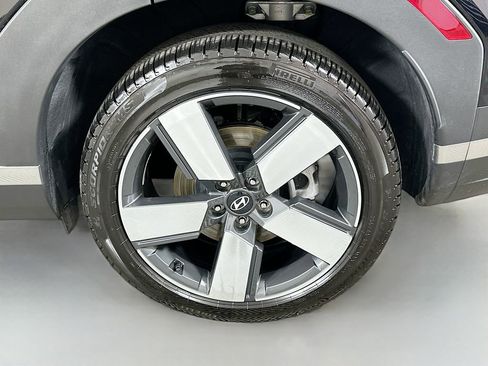 Used 2024 Hyundai Santa Fe Limited image 33