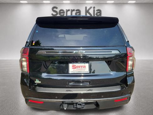 Used 2021 Chevrolet Suburban Z71 AWD/4WD image 4