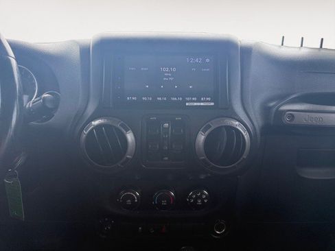 Used 2011 Jeep Wrangler Unlimited Sport AWD/4WD image 6
