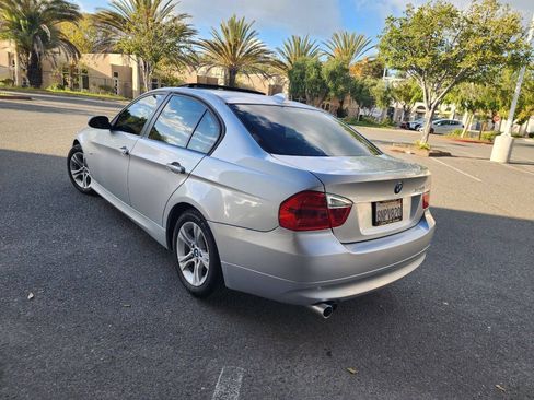 Used 2008 BMW 328i Sedan RWD image 7
