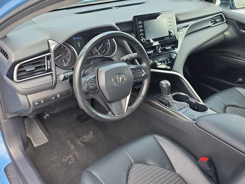 Used 2024 Toyota Camry SE image 15