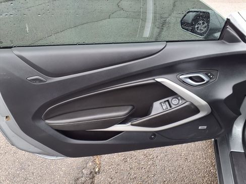 Used 2024 Chevrolet Camaro LT w/ Technology Package image 14