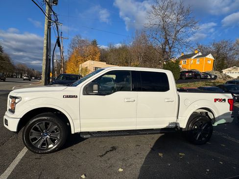 Used 2018 Ford F150 XLT w/ Equipment Group 302A Luxury image 4