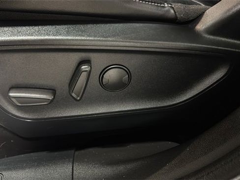 Used 2024 Ford Escape Platinum image 20