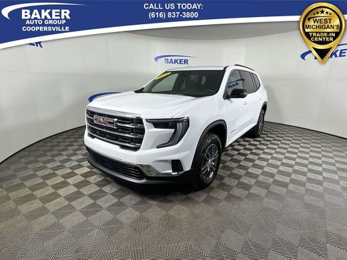 Used 2025 GMC Acadia Elevation image 5