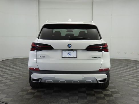 Certified 2026 BMW X5 sDrive40i w/ Climate Comfort Package image 7