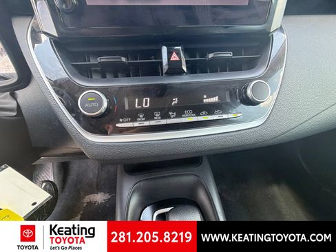 Used 2024 Toyota Corolla LE FWD image 16