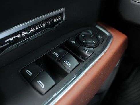 Used 2025 GMC Sierra 1500 Denali Ultimate image 12