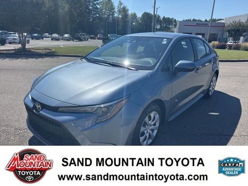 Used 2022 Toyota Corolla LE image 7