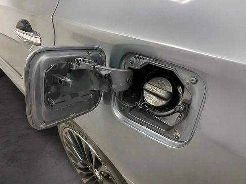 Used 2016 Toyota Avalon Limited w/ Protection Package FWD image 29
