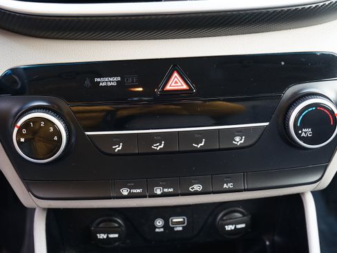 Used 2020 Hyundai Tucson SE image 22