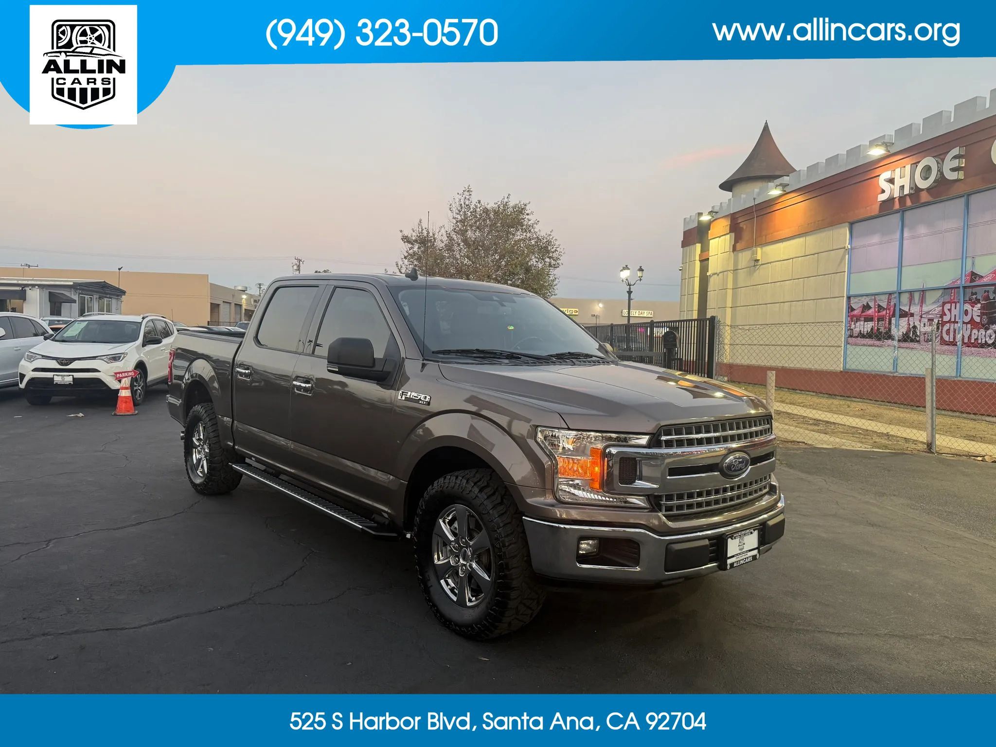 Used 2019 Ford F150 XLT w/ Equipment Group 302A Luxury RWD image 3