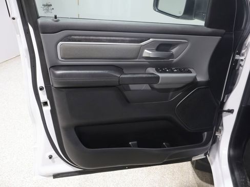 Certified 2020 RAM 1500 Big Horn AWD/4WD image 13