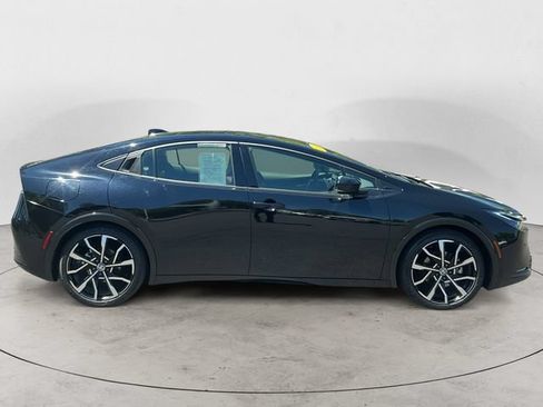 Certified 2024 Toyota Prius Prime FWD image 6