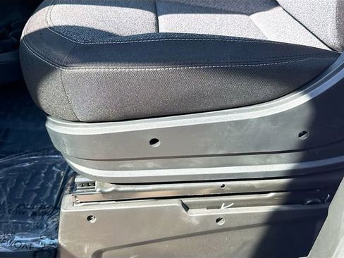 Used 2025 RAM ProMaster 2500 w/ Convenience Group image 18