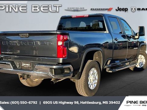 Used 2020 Chevrolet Silverado 2500 LT w/ Gooseneck/5TH Wheel Package image 11