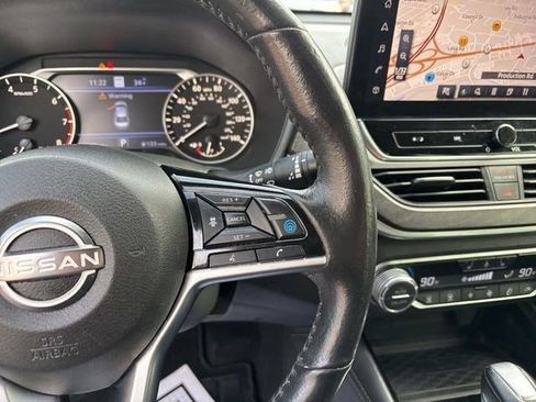 Used 2023 Nissan Altima 2.5 SL image 18