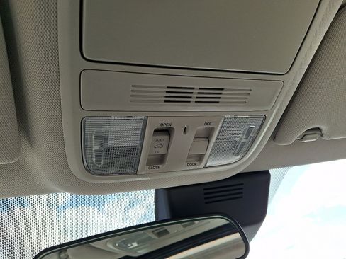 Used 2020 Honda Accord EX image 27