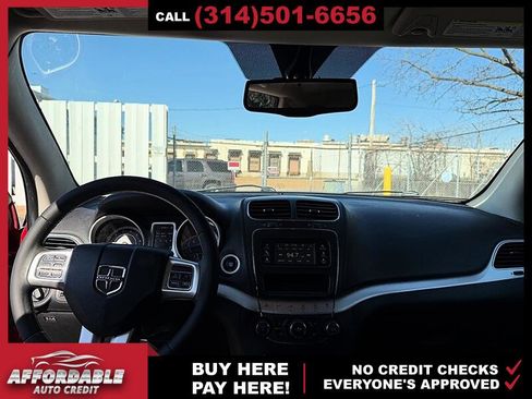 Used 2016 Dodge Journey SE w/ Flexible Seating Group image 13