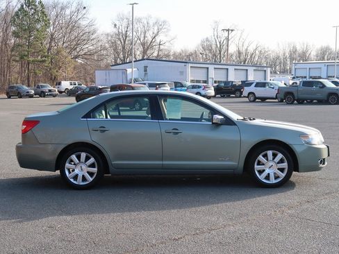 Used 2009 Lincoln MKZ Base image 4