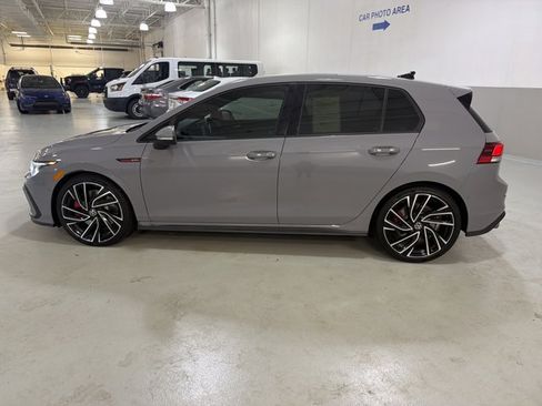 Certified 2022 Volkswagen GTI Autobahn FWD image 5