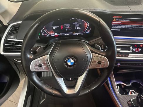 Used 2022 BMW X7 xDrive40i w/ Premium Package AWD/4WD image 22