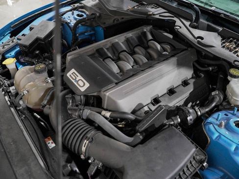 Used 2017 Ford Mustang GT image 27