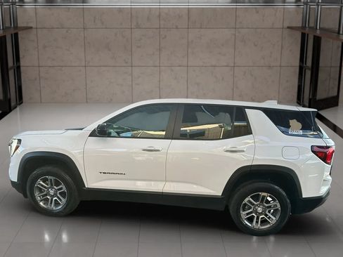 Used 2026 GMC Terrain Elevation FWD image 10