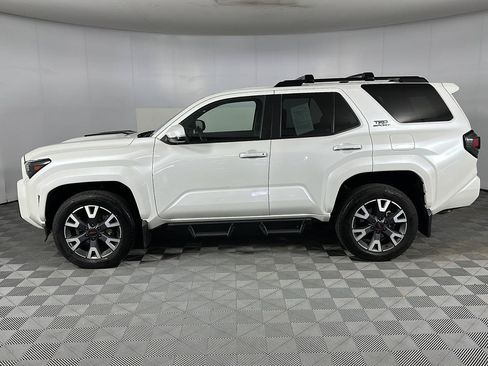 Used 2025 Toyota 4Runner TRD Sport AWD/4WD image 5