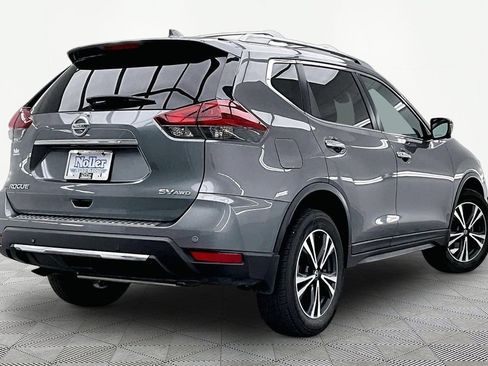 Used 2020 Nissan Rogue SV w/ Premium Package AWD/4WD image 2