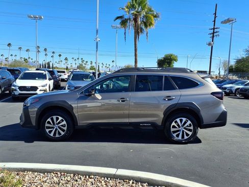 Used 2023 Subaru Outback Premium image 14