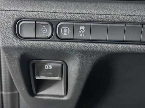 Used 2025 Acura MDX FWD image 17