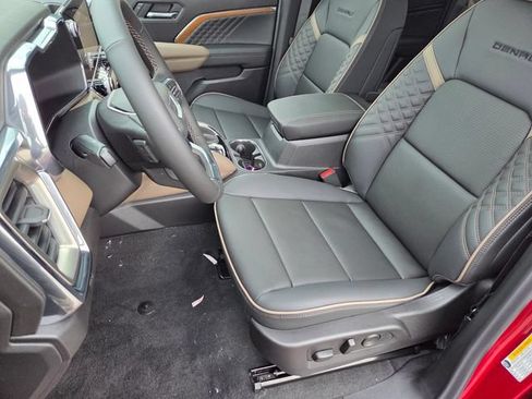 New 2026 GMC Canyon Denali AWD/4WD image 24