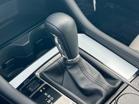 Certified 2025 MAZDA MAZDA3 2.5 Turbo Sedan w/Premium Plus image 19