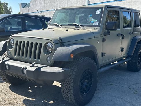 Used 2016 Jeep Wrangler Unlimited Sport w/ Quick Order Package 24S AWD/4WD image 9