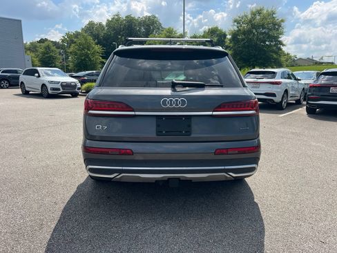 Used 2021 Audi Q7 3.0T Prestige AWD/4WD image 4