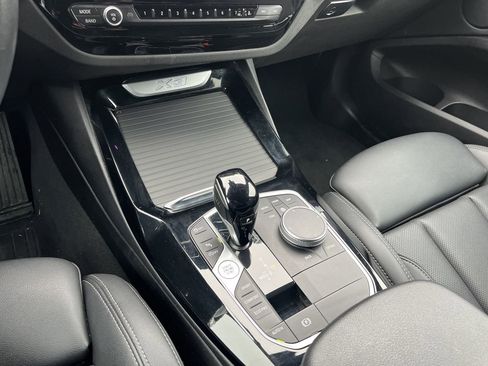 Used 2024 BMW X3 sDrive30i image 11
