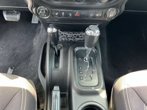 Used 2013 Jeep Wrangler Sahara w/ Connectivity Group AWD/4WD image 30