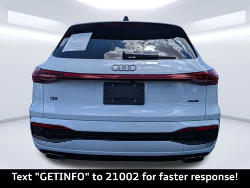 Certified 2025 Audi Q5 Premium Plus w/ Premium Plus AWD/4WD image 5