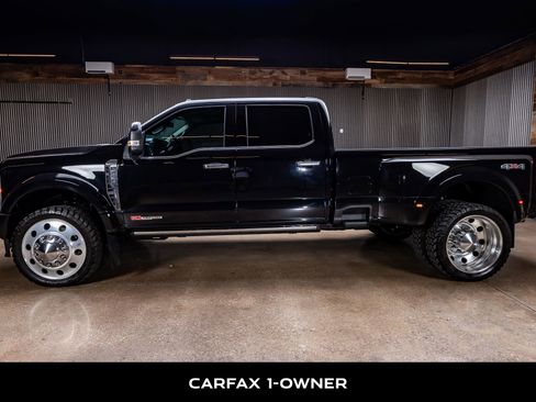 Used 2025 Ford F450 Platinum w/ Platinum Plus Package image 5