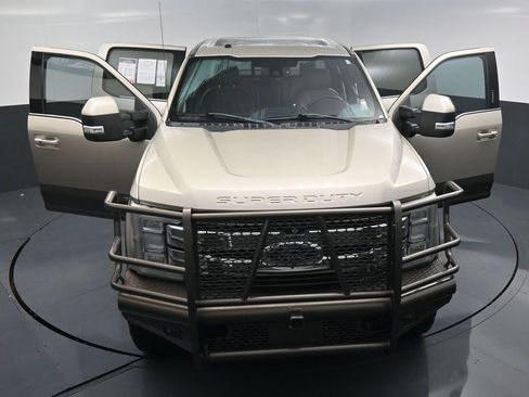 Used 2017 Ford F350 King Ranch w/ King Ranch Ultimate Package image 28