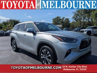Used 2025 Toyota Highlander XLE