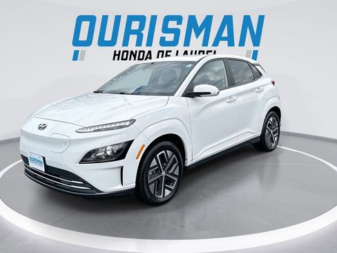 Used 2023 Hyundai Kona SEL w/ Cargo Package image 4