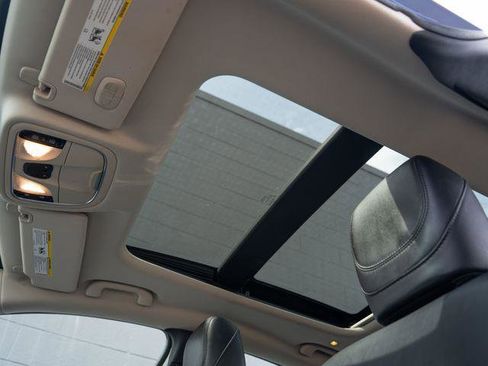 Used 2016 Chrysler 200 C FWD image 30