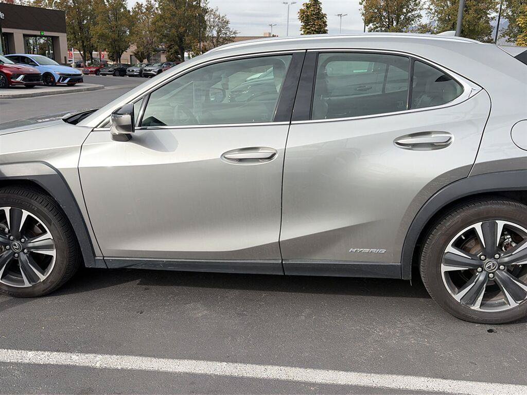 Used 2020 Lexus UX 250h w/ Premium Package AWD/4WD image 3