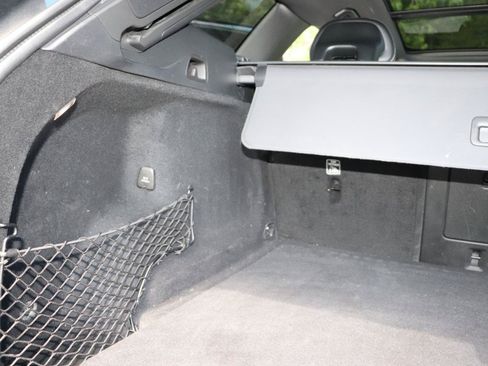 Used 2018 Volvo XC60 T6 R-Design w/ Convenience Package AWD/4WD image 7