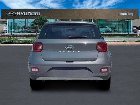 New 2026 Hyundai Venue SE image 6