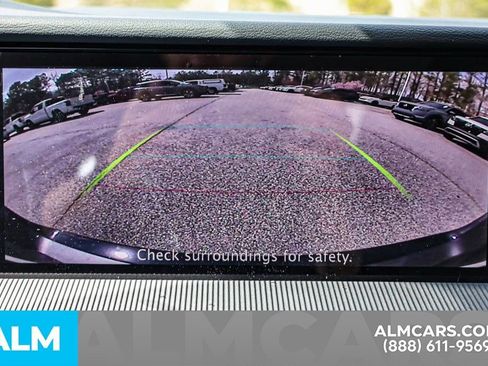 Certified 2025 Nissan Murano SV image 40