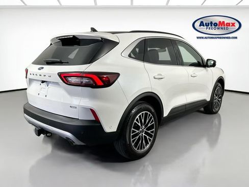 Used 2024 Ford Escape SE w/ PHEV Premium Package FWD image 2